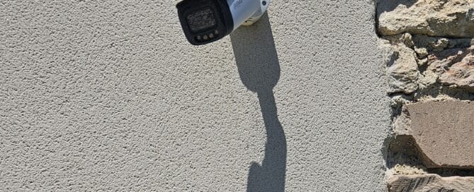 Caméra extérieure Vullo pour surveillance extérieure sécurisée.